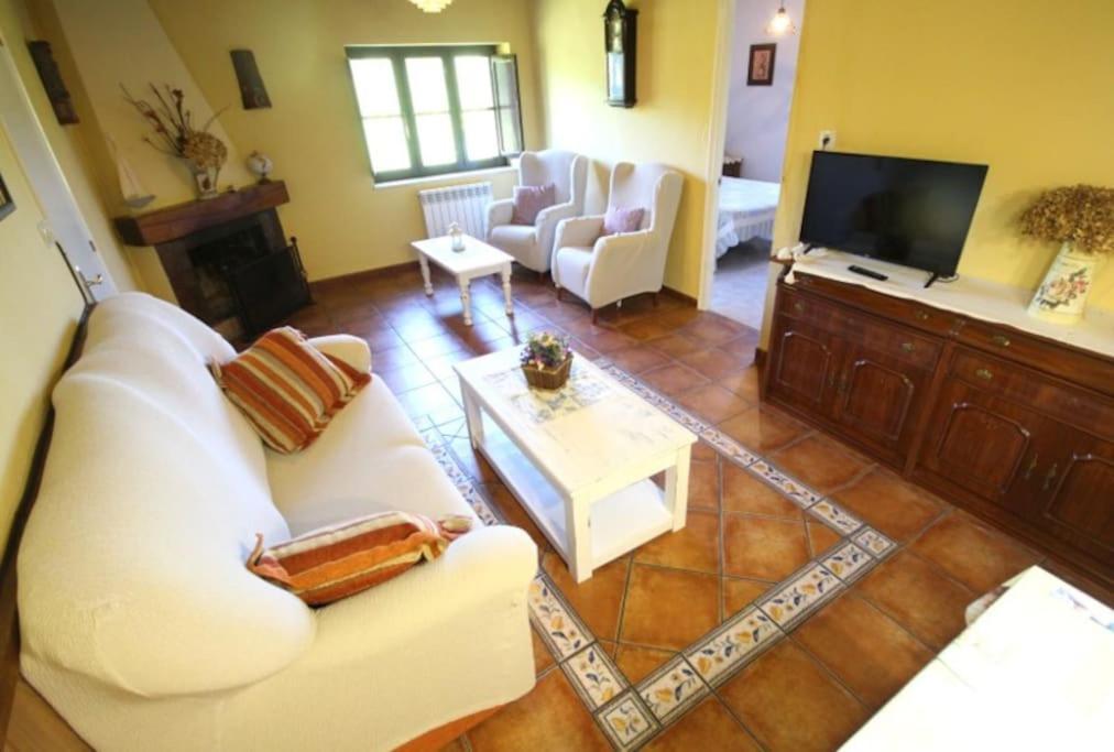 Casa Rural San Juan, Ribadesella. A 5 Minutos Del Marヴィラ エクステリア 写真